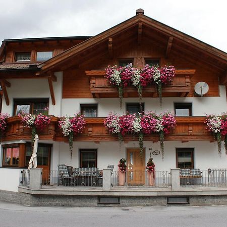 Haus Andrea Lejlighed Sankt Leonhard im Pitztal Eksteriør billede